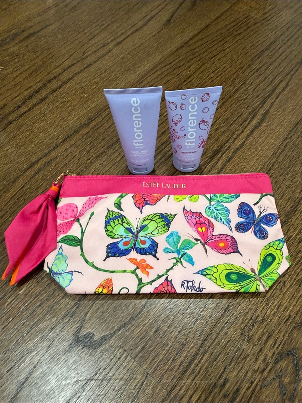 Estee Lauder Pink Butterfly Cosmetic Pouch w Florence by Mills cleanser/mask